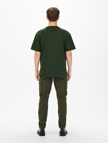 ONLY & SONS Temno zelena moška osnovna majica ONLY & SONS Fred