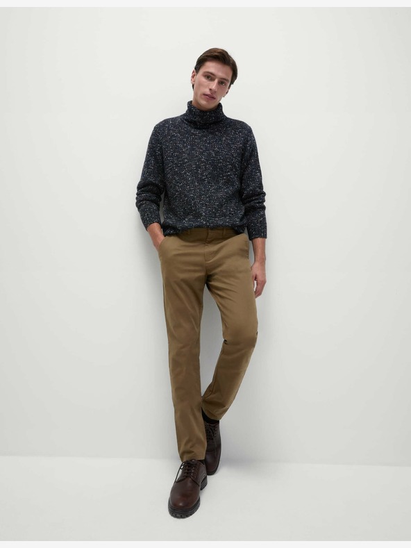 Marks & Spencer Raztegljive hlače chino tankega kroja Marks & Spencer rjave barve