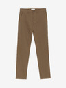 Marks & Spencer Raztegljive hlače chino tankega kroja Marks & Spencer rjave barve